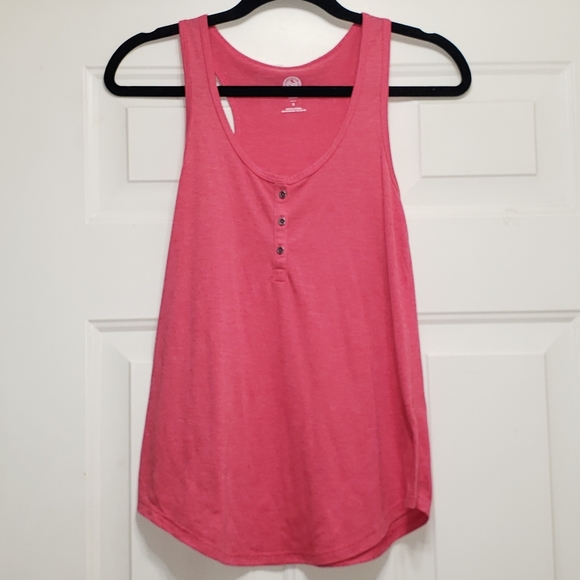 Pink Tank - Picture 1 of 5